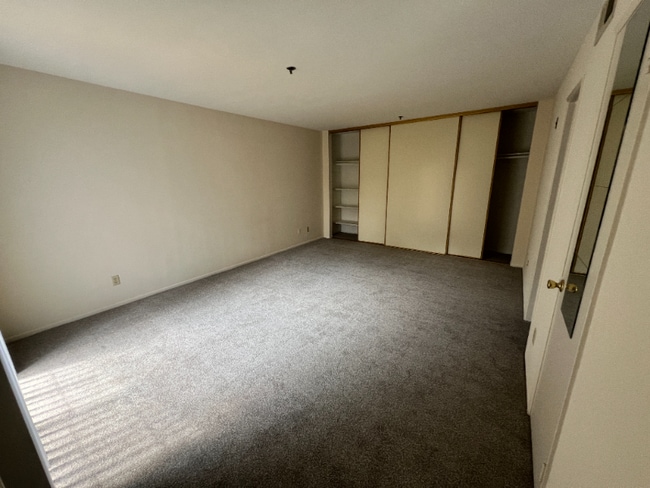 1517 Rock Glen Ave unit 202, Glendale, CA 91205 - photo 5