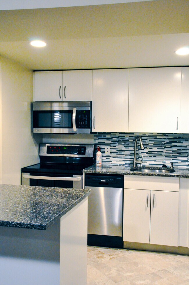 1777 Lanier Place NW Unit B, Washington, DC 20009