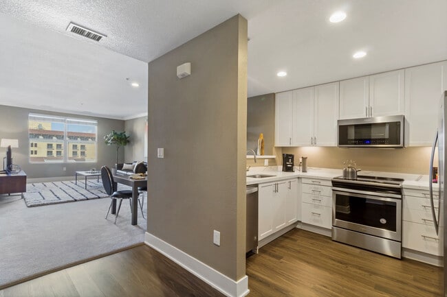 Santana Row, San Jose, CA 95128 - photo 5