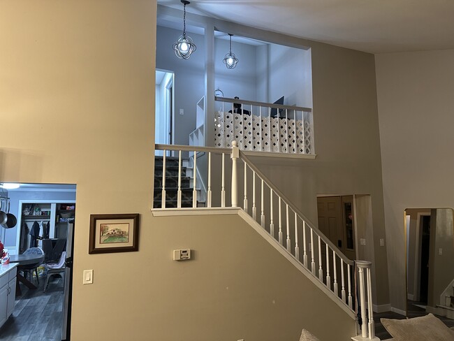 4646 S 124th St, Greenfield, WI 53228 - photo 6