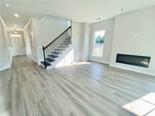 172 Champlain Dr, Pooler, GA 31328 - photo 3