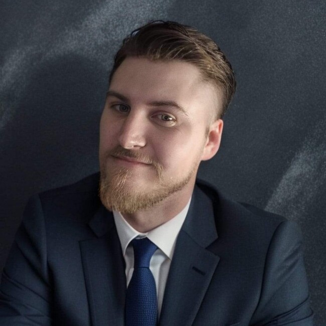 Agent Photo