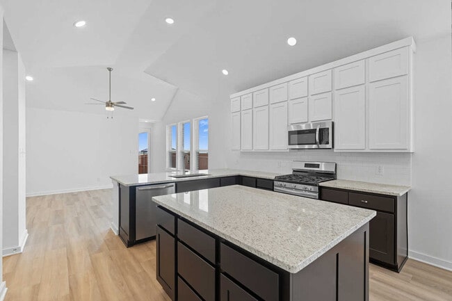 723 Sagebrush Trail, Sherman, TX 75092 - photo 2