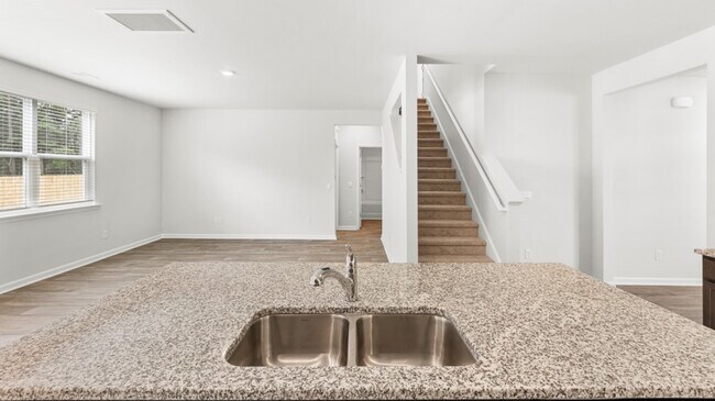 179 Horizon Ridge Dr unit 36205351, Summerville, SC 29486 - photo 2