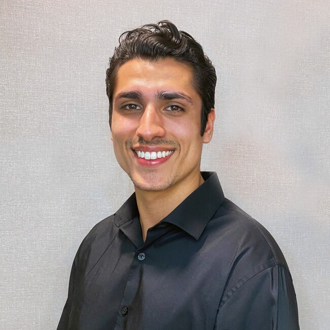 Agent Photo