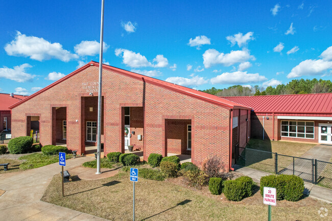 Pike County Elementary School ranges from 3rd to 5th grades.