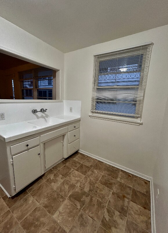 1737 N Sycamore Ave unit 212, Los Angeles, CA 90028 - photo 5