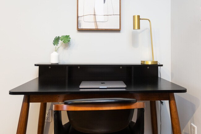 493 2nd Ave unit ID1013679P, New York, NY 10016 - photo 2