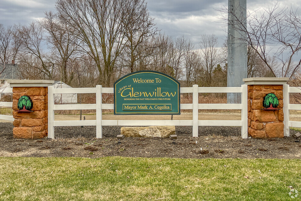 Final_Neighborhood_Glenwillow_OH_111023