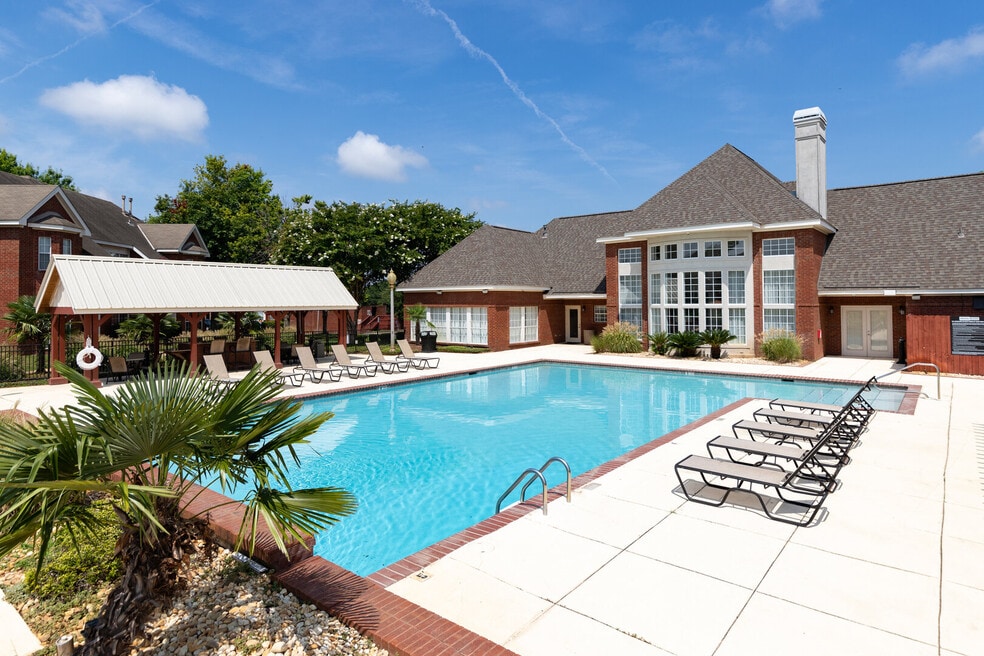 Sturbridge Commons 8700 Seaton Blvd, Montgomery, AL