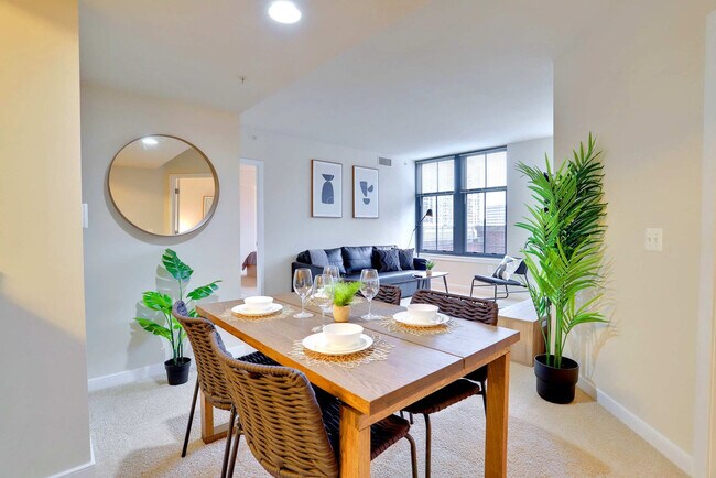 550 14th St S unit FL5-ID1022444P, Arlington, VA 22202 - photo 4