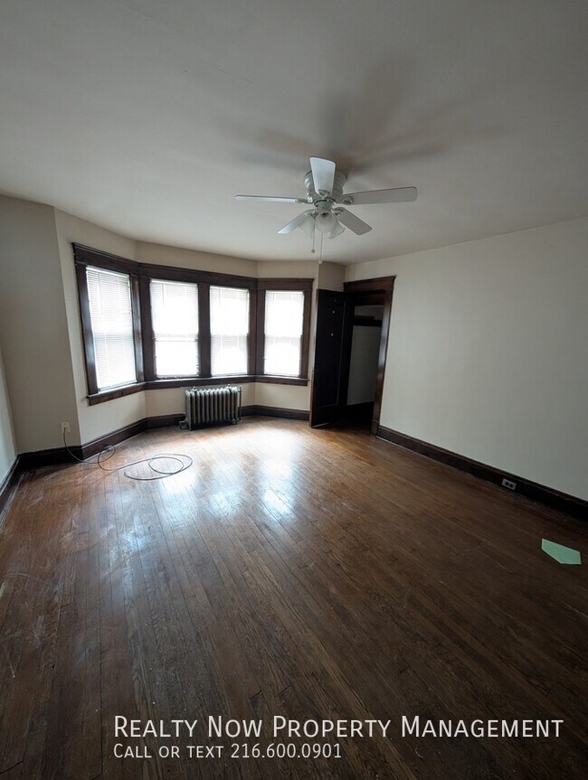 2120 Renrock Rd unit 1, Cleveland Heights, OH 44118 - photo 2