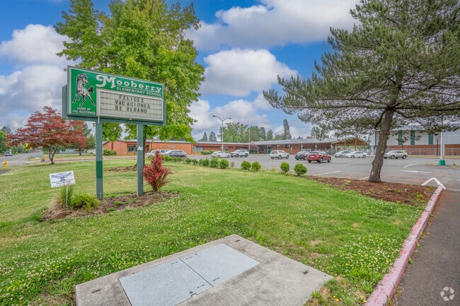 Mooberry Elementary School sign in Hillsboro, Oregon