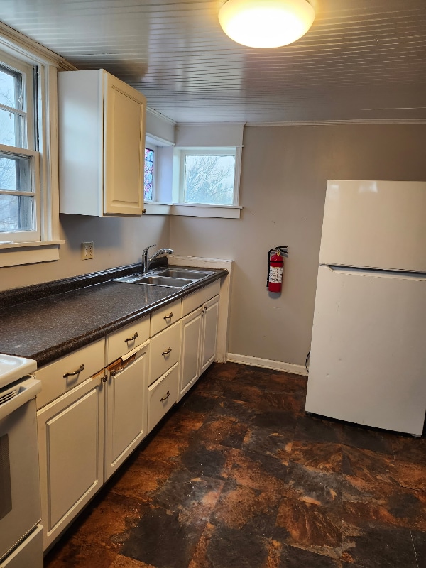 332 W St Joseph St unit c, Easton, PA 18042 - photo 1