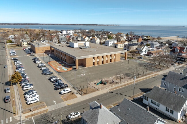 Savin Rock Community School is a cozy campus located in the southern tip of West Haven Center.