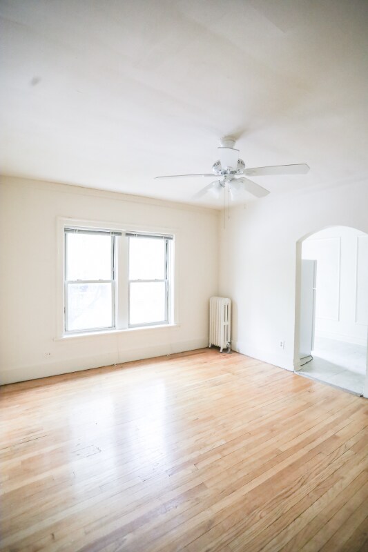 1100 W Roscoe St Unit 4, Chicago, IL 60657