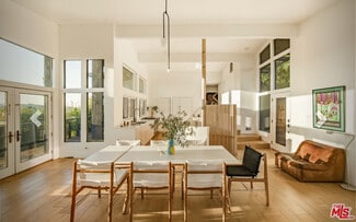 21960 Cereza Way, Topanga, CA 90290