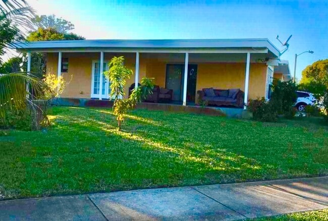 1430 NE 41st Dr, Pompano Beach, FL 33064 - photo 3