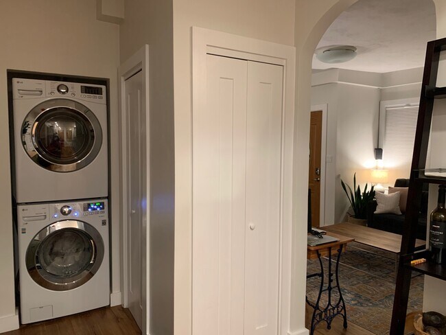 3 Reed St unit 4, Cambridge, MA 02140 - photo 4