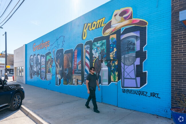 Downtown Grand Prairie is a great place to take a stroll.