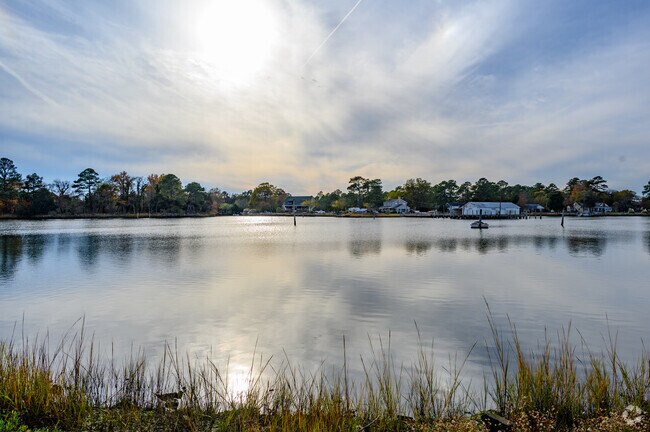 Looking across Bennett Creek at waterfront properties in Poquoson West.
