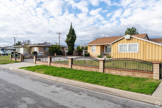 West Covina's Vincent neighborhood area is centrally located to many shops and amenities.