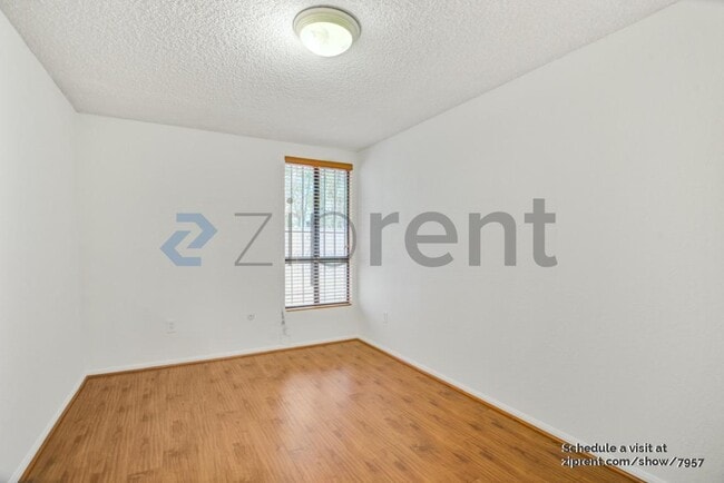 4506 Saugus Ave, Sherman Oaks, CA 91403 - photo 7