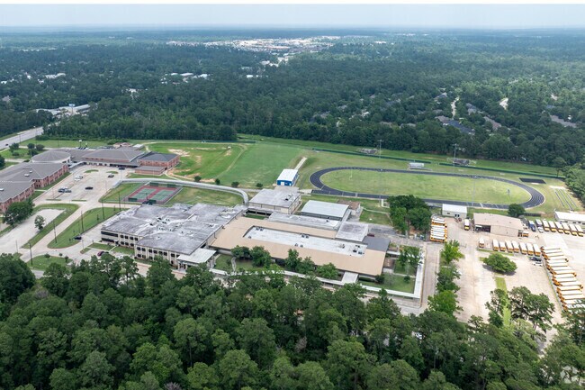Bear Branch Intermediate is located in the highly rated Magnolia ISD.