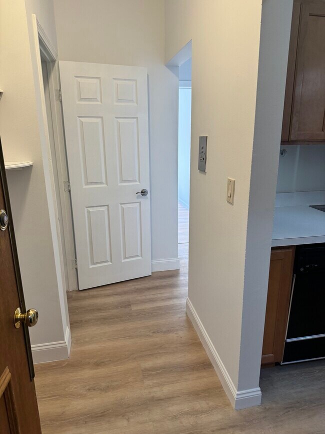 111 Norway St unit 301, Boston, MA 02115 - photo 4