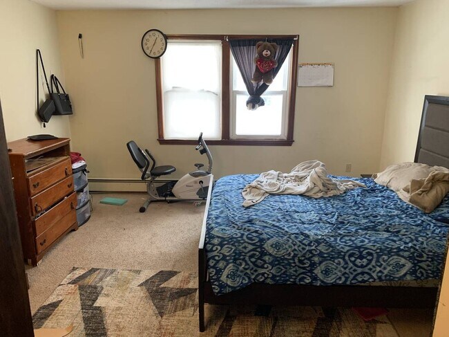 73 Manchester St unit 2, Leominster, MA 01453 - photo 3