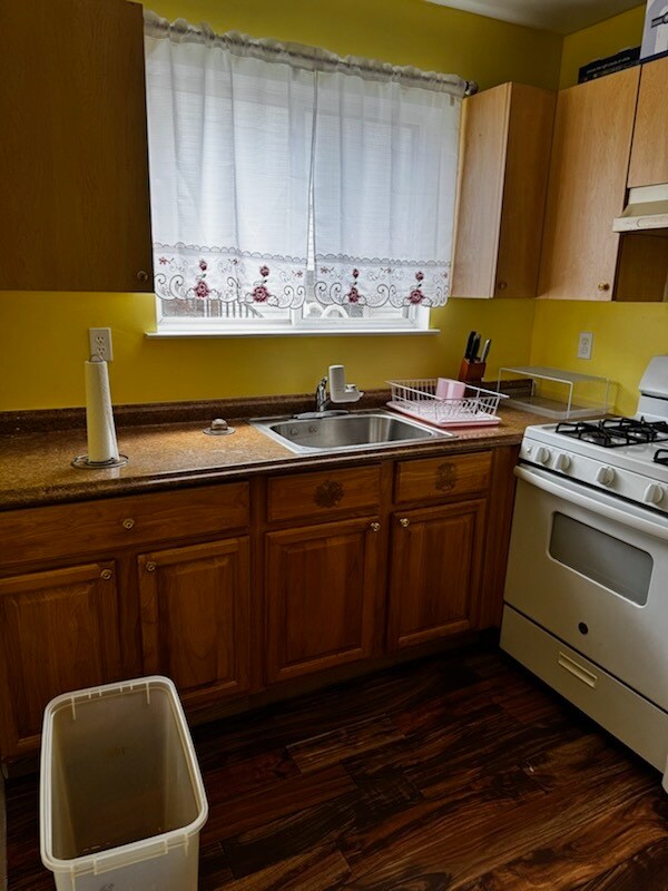 50 Boundary Ave Unit 1st Floor, Staten Island, NY 10306