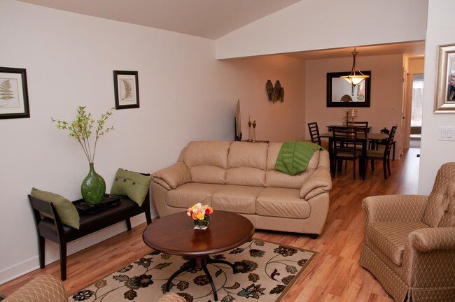 The Spinney at Pond View, Castleton On Hudson, NY 12033 - photo 5