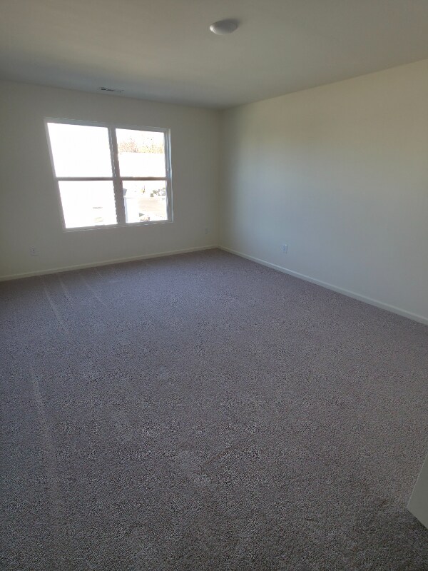 2062 Gln Xing Dr, Durham, NC 27704 - photo 7