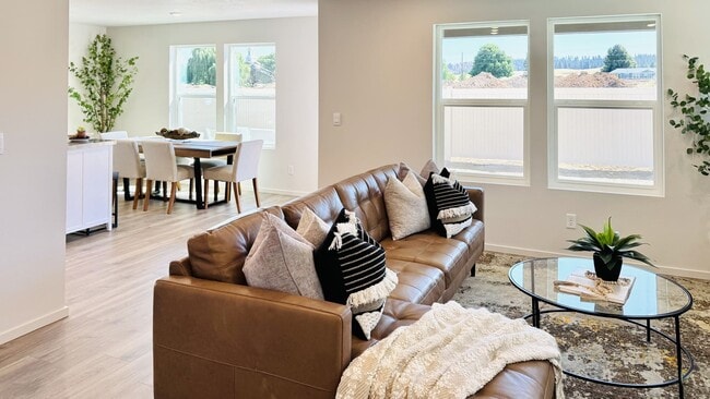 824 E L St, Deer Park, WA 99006 - photo 7