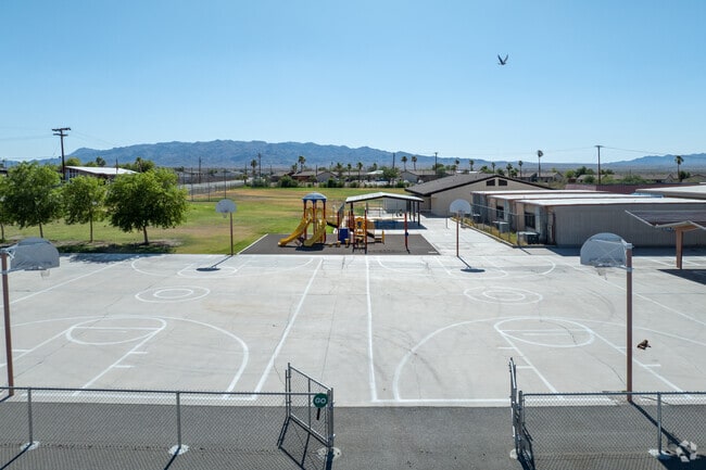 Vista Colorado Elementary provides a safe, positive, and nurturing environment for s