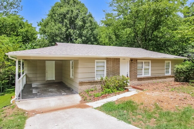 1340 5th Place NW, Center Point, AL 35215 - photo 3