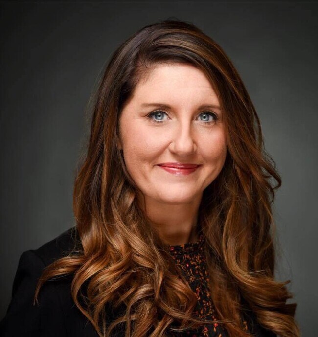 Carrie VanDeraa-Powell