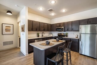 935 Groves Blvd, Auburndale, FL 33823