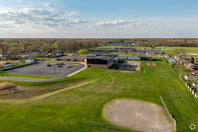 Barnes Elementary School offers a dynamic learning environment.