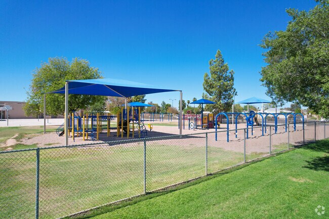 Pomeroy Elementary in Chandler includes a large playground.