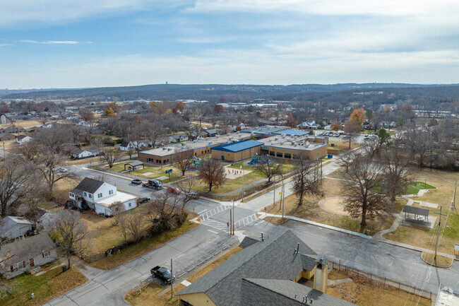Children can easily walk or bike to Robertson Elementary in Tulsa.