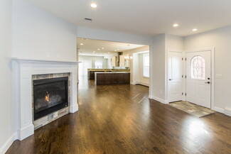 450 4th St Unit 1, Palisades Park, NJ 07650