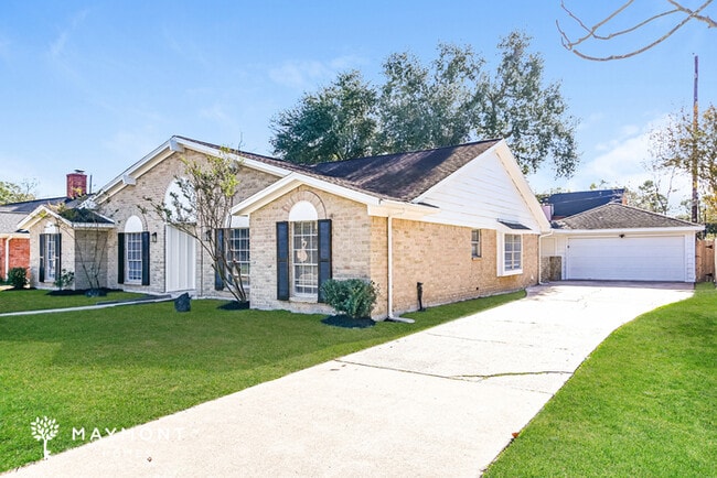 5215 Havenwoods Dr, Houston, TX 77066 - photo 2