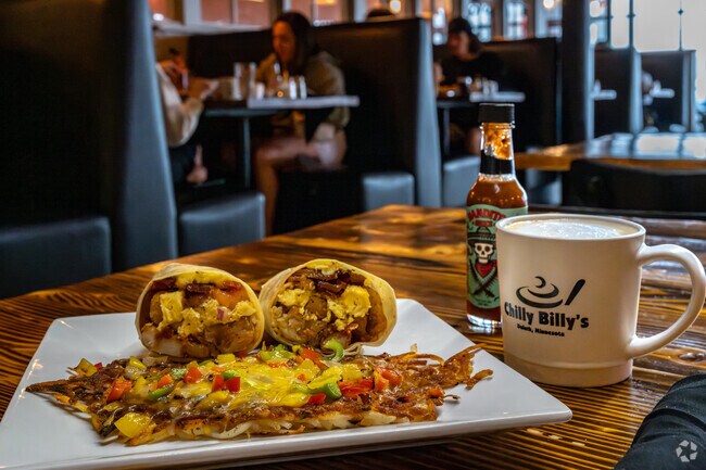 Chilly Billy's near Morley Heights-Parkview serves up breakfast and frozen Yogurt.