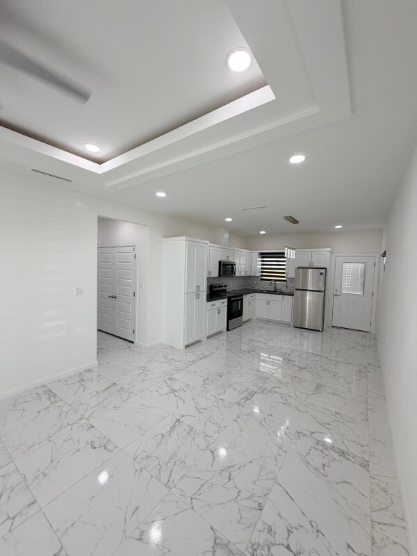 2300 E San Andrea St unit 1, Edinburg, TX 78542 - photo 2