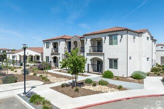 5490 N Salinas Ave, Fresno, CA 93722