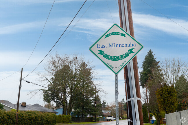 A sign on NE 42nd Ave welcomes you to Minnehaha.