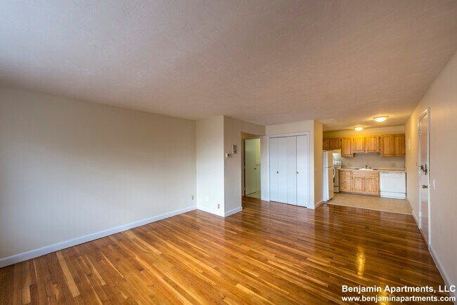 95 Gardner St unit 2B, Allston, MA 02134 - photo 7