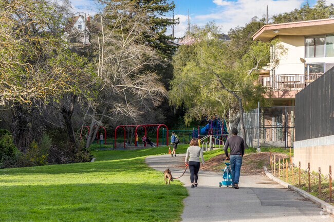 Oakmore's Dimond Park is perfect for taking a family stroll.