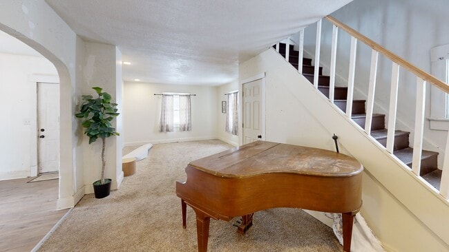 568 Hazel Ave, Lima, OH 45801 - photo 2